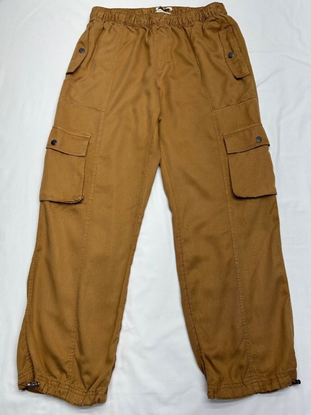 C&C California Women's Camel Colored Cargo Pants Elastic Waist Adjustable Hem M
